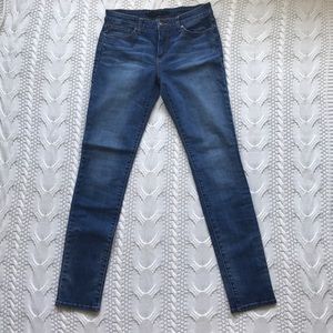 Joe’s Jeans skinny jeans size 28 never worn